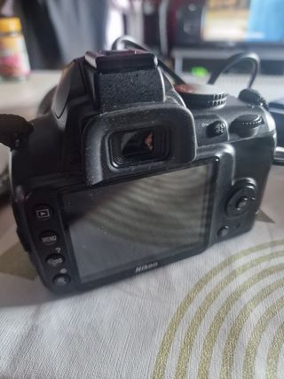 Nikon D3000