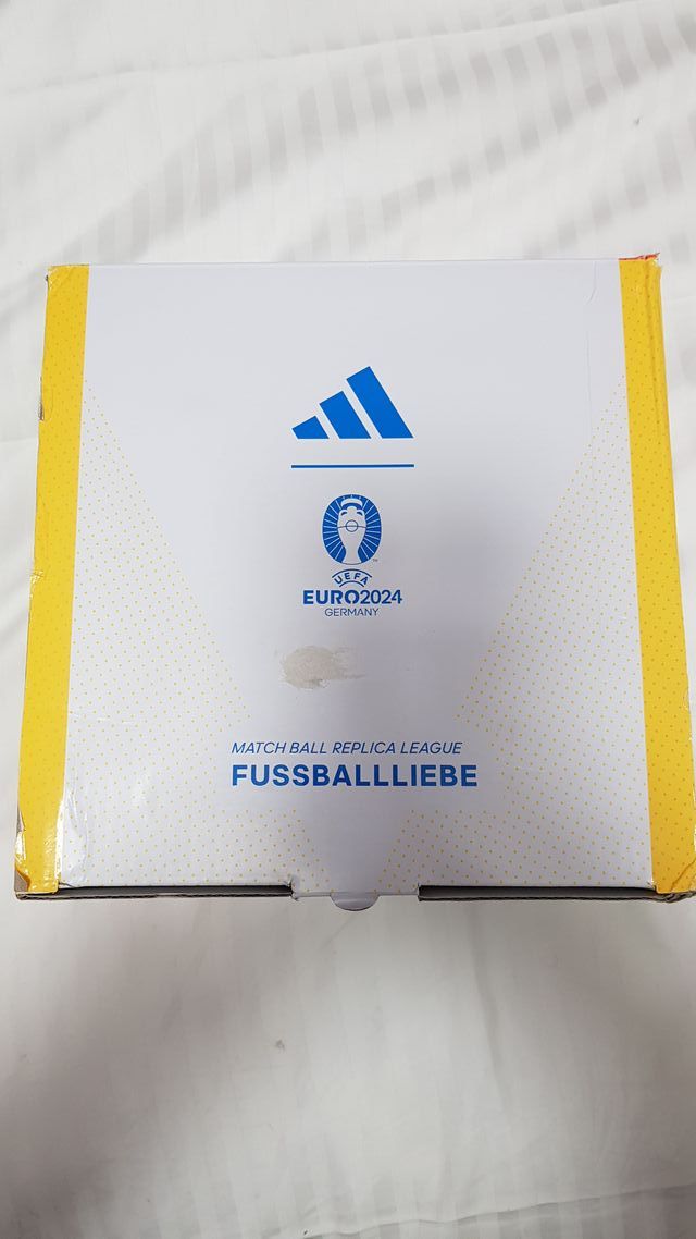 Balón Fútbol 11 Adidas Fussballliebe Euro 2024.