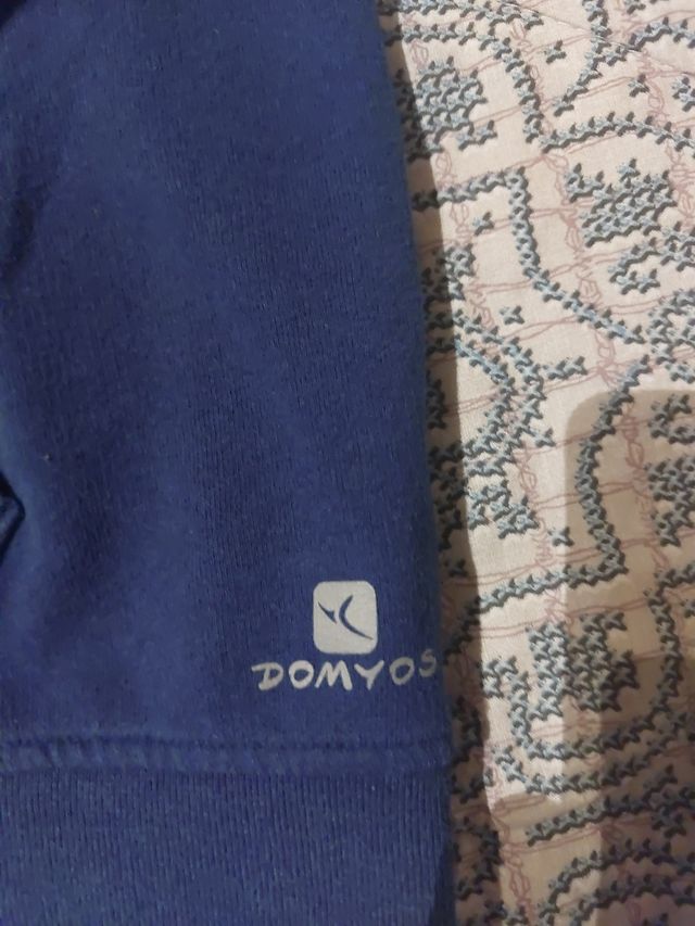 Felpa Domyos con zip e cappuccio