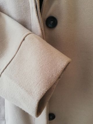 Abrigo beige de Mango