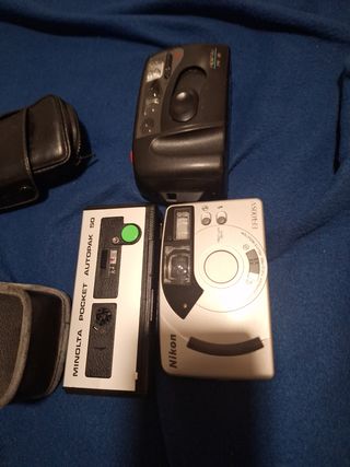 Tres cámaras de fotos