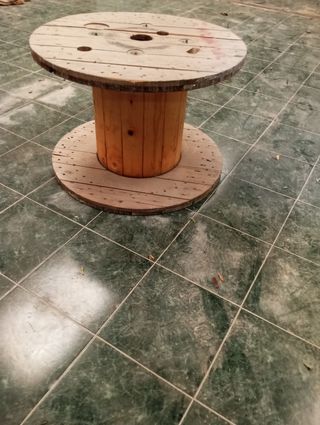 BOBINA DE MADERA PARA MESA
