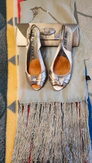 Bolso, zapatos y chals para eventos