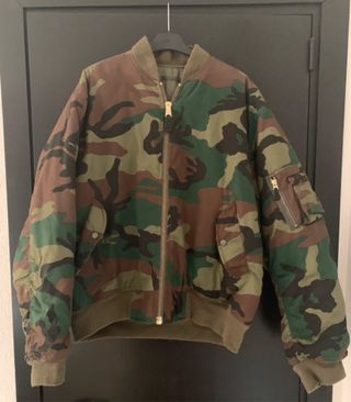 Chaqueta bomber camuflaje