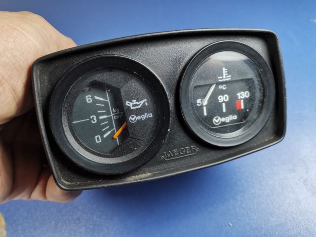 OROLOGI DELLA PRESSIONE DELL'OLIO E DELLA TEMPERATURA DI ALLARME