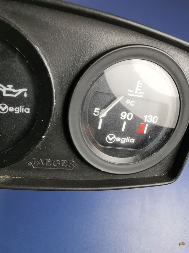 OROLOGI DELLA PRESSIONE DELL'OLIO E DELLA TEMPERATURA DI ALLARME