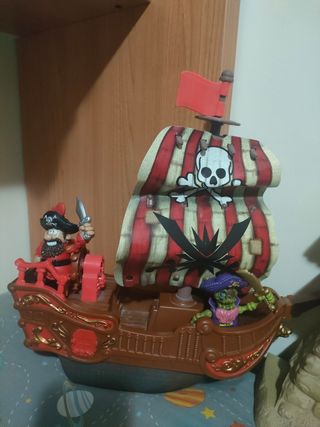 Barco pirata, castillo."rebajado"