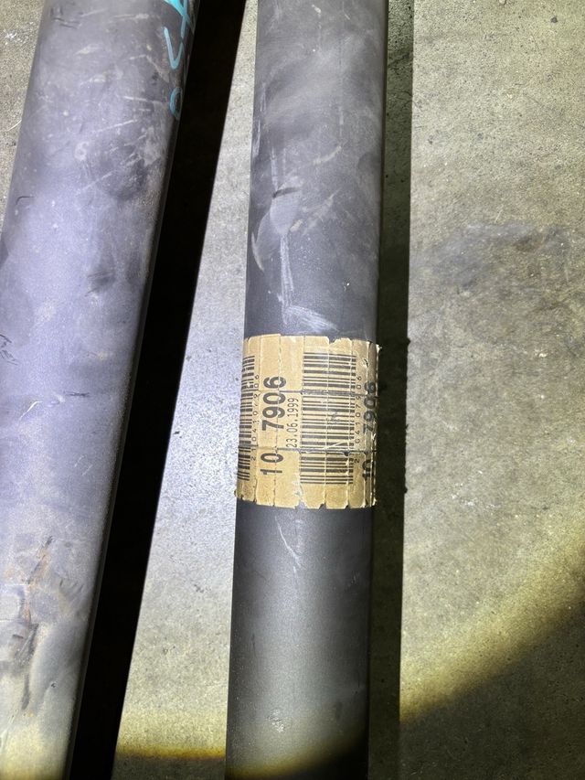 Trasnmision Cardan 2104107906 E430 Mercedes W210