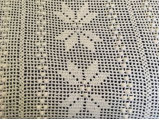 Colcha de ganchillo manual