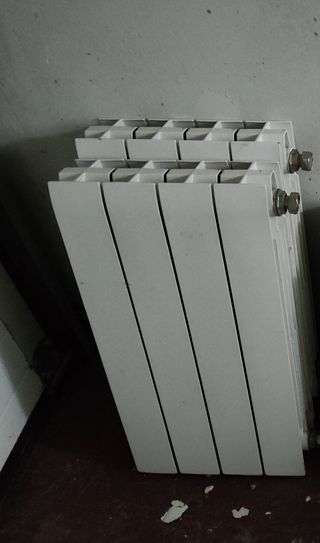 Radiadores de pared.