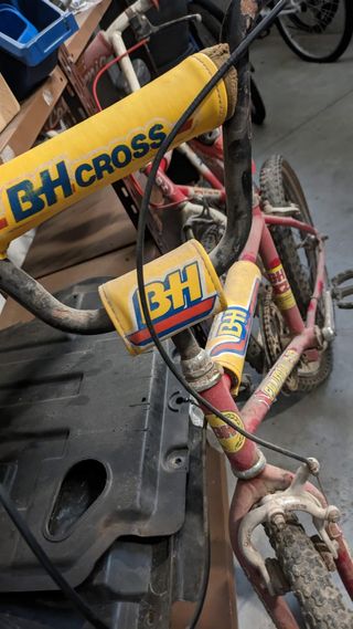 Bicis BH Cross + BH California Retro años 90