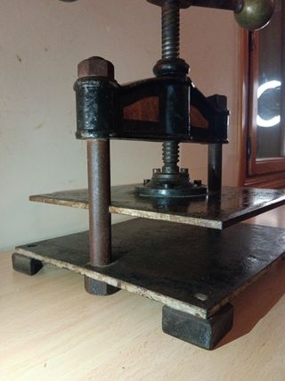 Antigua Prensa De Imprenta