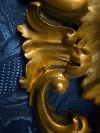 Barometro in legno intagliato a mano