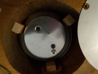 Barometro in legno intagliato a mano