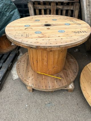 ♻️MESAS BOBINAS CARRETE MADERA CABLE CHILLPALET 🧵‼️