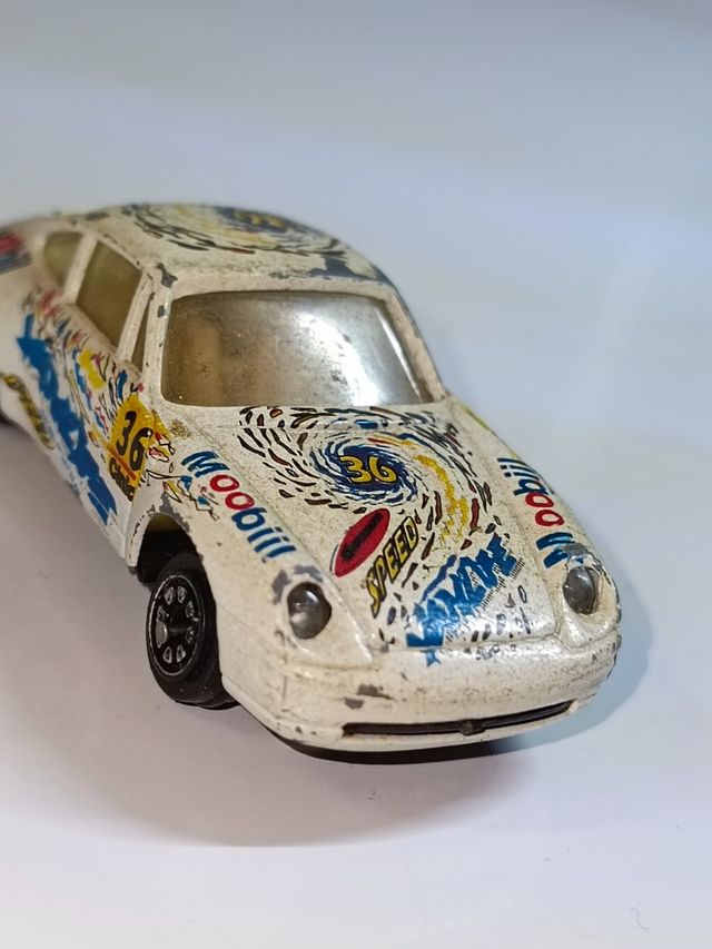 PORSCHE 911 1/64 PUBLICIDAD MOBIL