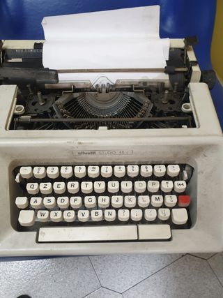 Macchina da scrivere vintage