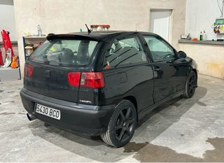 SEAT Ibiza 2000
