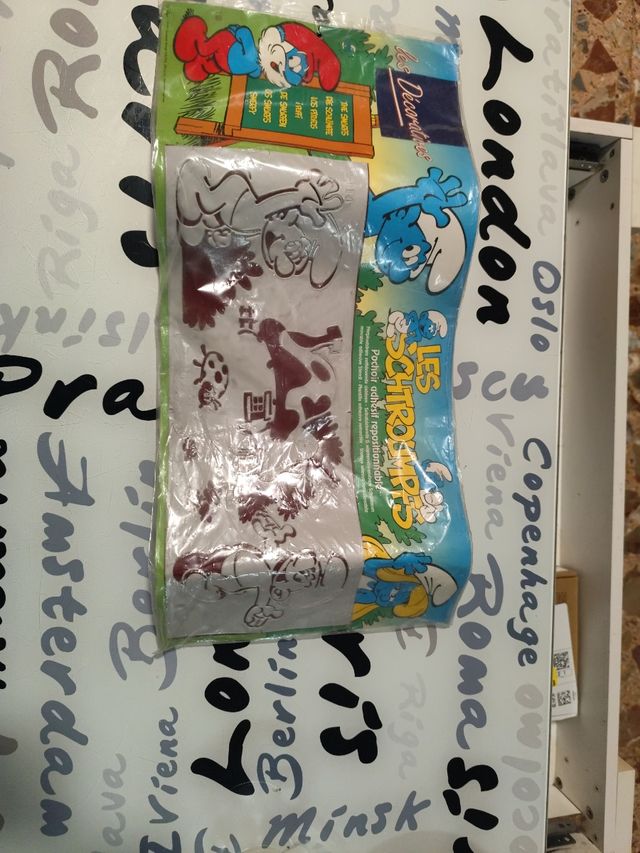 Lamina para pintar paredes.