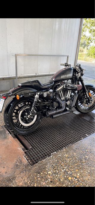 Harley Davidson sporster roadster