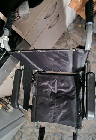 SILLA RUEDAS