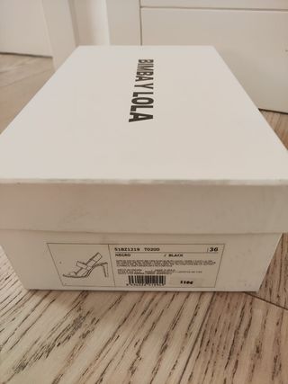 Sandalias negras Bimba y Lola NUEVAS