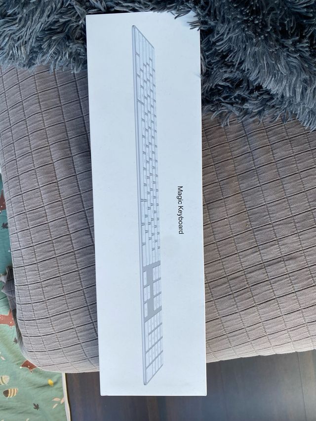 Caja oficial Mac teclado largo