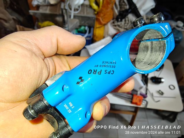 Attacco manubrio Cube