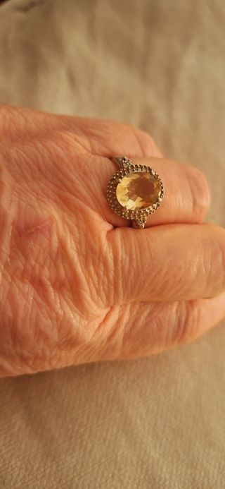 Anillo plata y cuarzo citrino