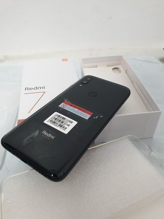 📱 Xiaomi Redmi 7 negro- sin estrenar