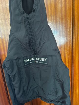 Chaqueta Pacific Republic