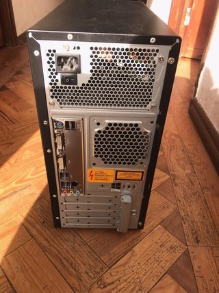 PC  i3 41308 GB RAM; 250 GB SSD; Windows10