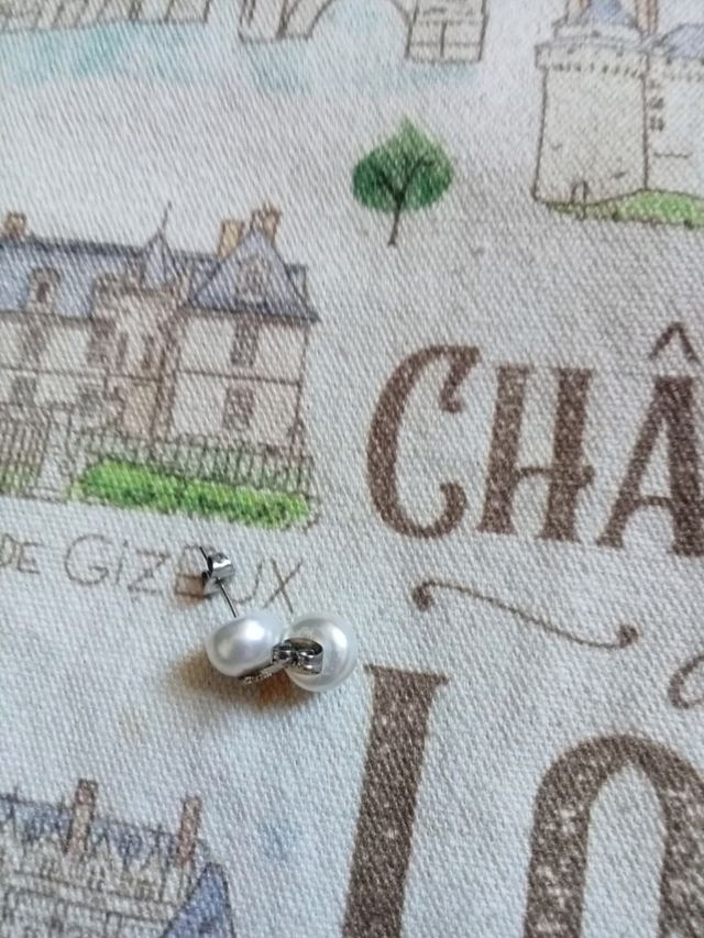 Pendientes bola y acero