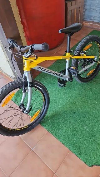 Bicicleta niños 20 pulgadas MONDRAKER Leader20