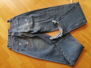 Pantalón chica joven stradivarius