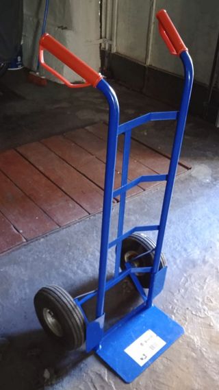 Carretilla transporte acero nueva