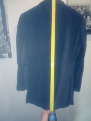 Americana negra terciopelo con 6 bolsillos