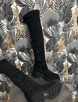 Stivali alti neri 38