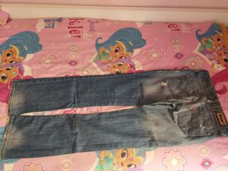 Pantalón Levis mujer 