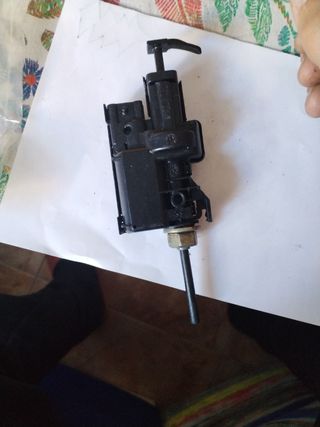 Moto de bloqueo tapón de combustible