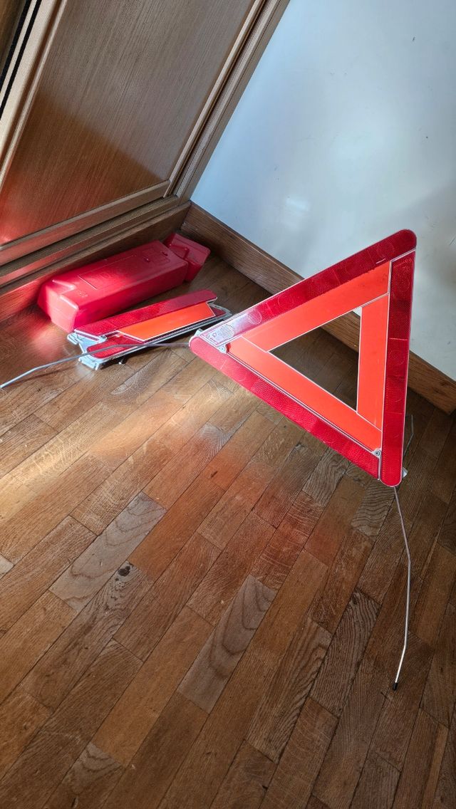 Triángulos Originales Toyota Celica