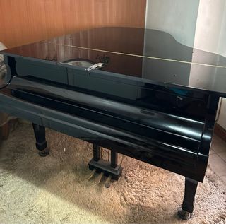 Piano de cola Kawai KG-2D