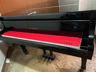 Piano de cola Kawai KG-2D