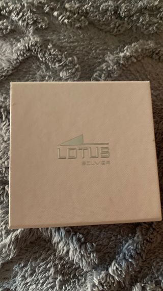 Caja original de Lotus silver