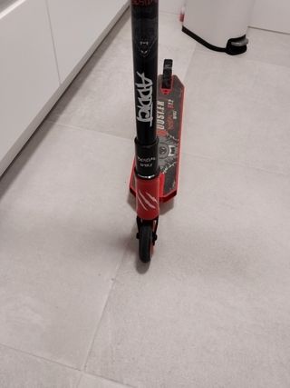 Monopatín  Booster bestial wolf b12
