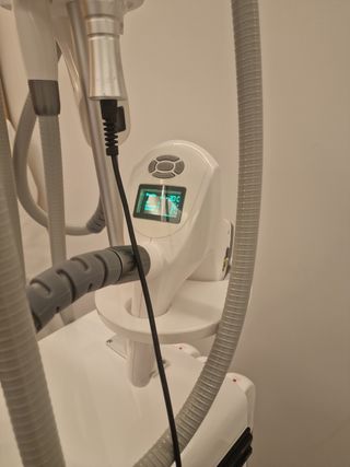 Máquina,  vacumpterapia , cavitacion