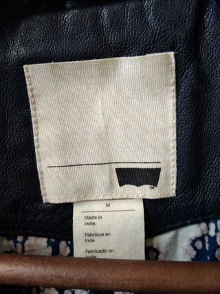 Cazadora piel Levi's 