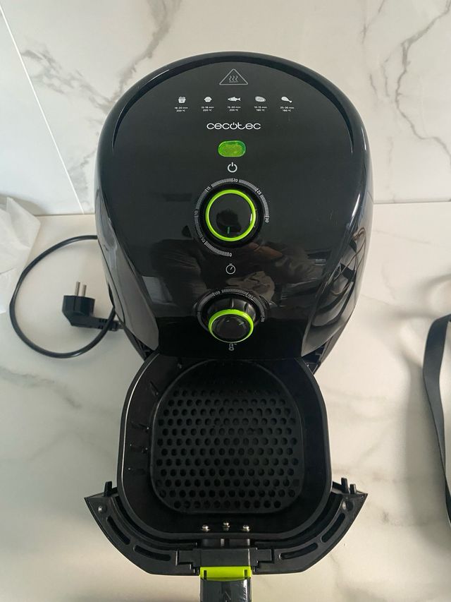 Freidora de aire CECOTEC