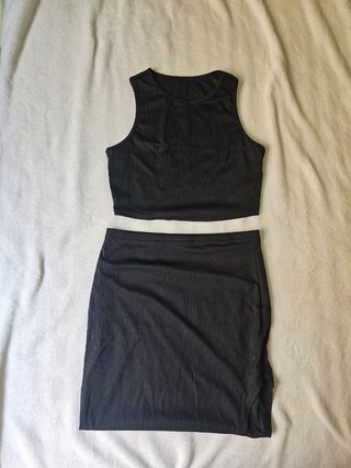 Set top y falda larga en negro
