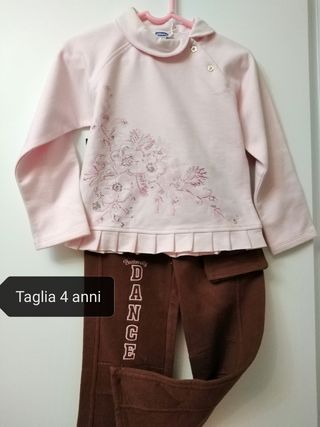 Completo chicco taglia 4 anni